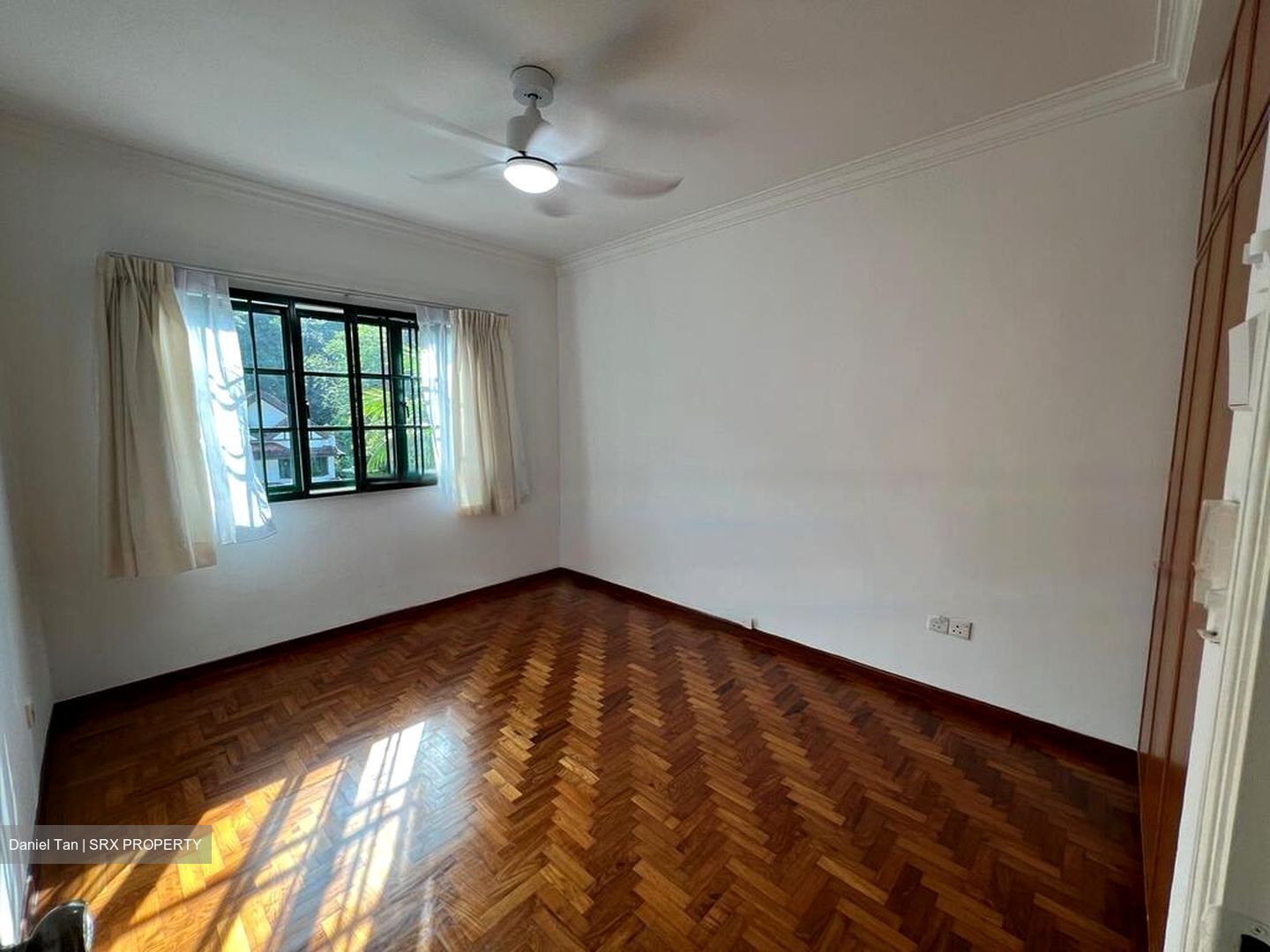 Serangoon Avenue 3 (D19), Terrace #454130851